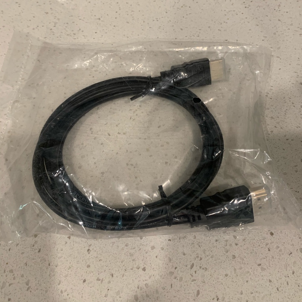Brand new 3’ HDMI cable